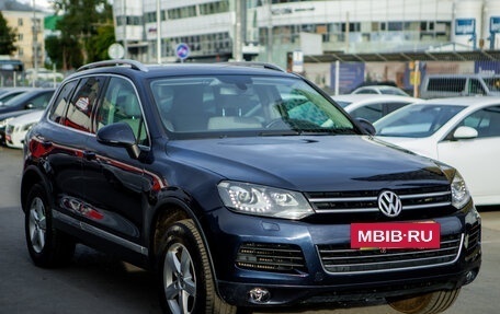 Volkswagen Touareg III, 2011 год, 2 200 000 рублей, 4 фотография