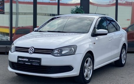 Volkswagen Polo VI (EU Market), 2012 год, 969 000 рублей, 3 фотография