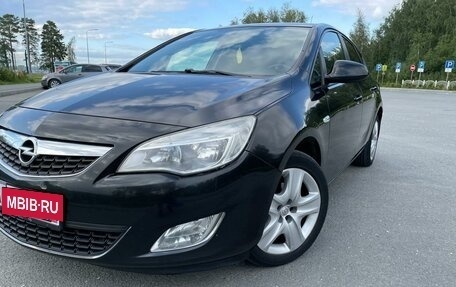 Opel Astra J, 2012 год, 950 000 рублей, 2 фотография