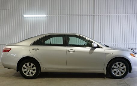 Toyota Camry, 2007 год, 1 120 000 рублей, 2 фотография