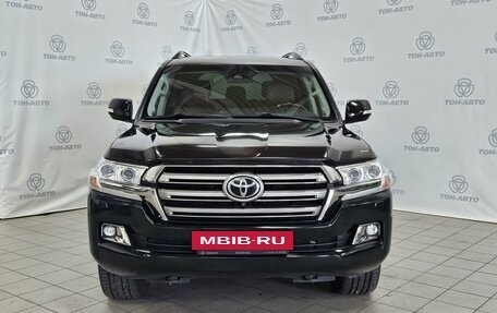 Toyota Land Cruiser 200, 2016 год, 4 999 000 рублей, 2 фотография