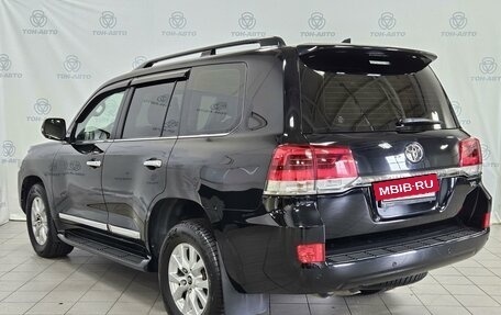 Toyota Land Cruiser 200, 2016 год, 4 999 000 рублей, 7 фотография