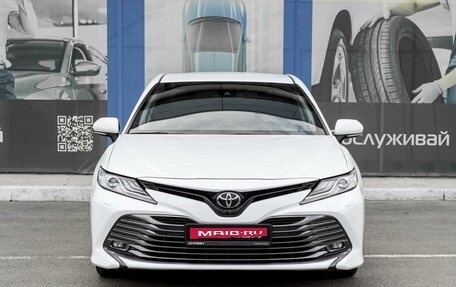 Toyota Camry, 2019 год, 2 990 000 рублей, 3 фотография