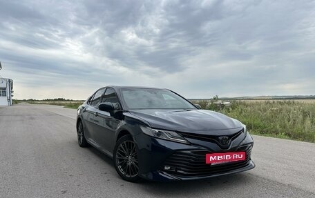 Toyota Camry, 2018 год, 2 800 000 рублей, 5 фотография