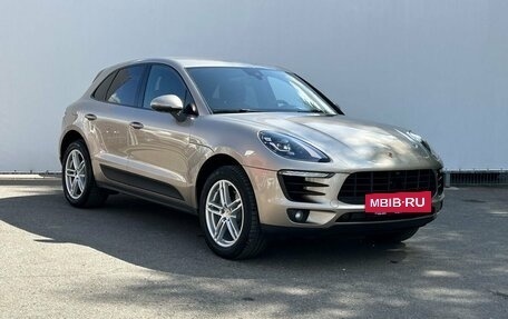 Porsche Macan I рестайлинг, 2017 год, 3 300 000 рублей, 3 фотография