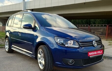 Volkswagen Touran III, 2004 год, 880 000 рублей, 4 фотография