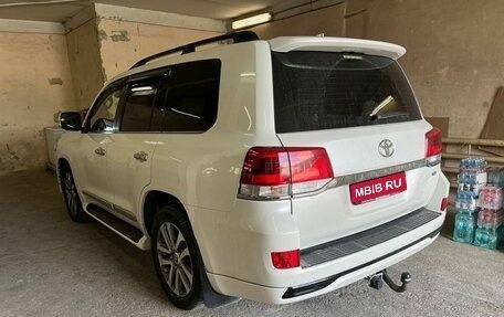 Toyota Land Cruiser 200, 2016 год, 6 497 000 рублей, 1 фотография