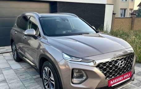 Hyundai Santa Fe IV, 2019 год, 3 300 000 рублей, 3 фотография