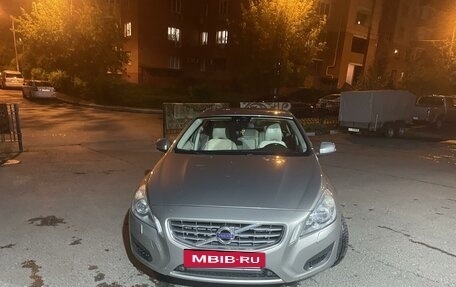 Volvo S60 III, 2012 год, 1 300 000 рублей, 3 фотография