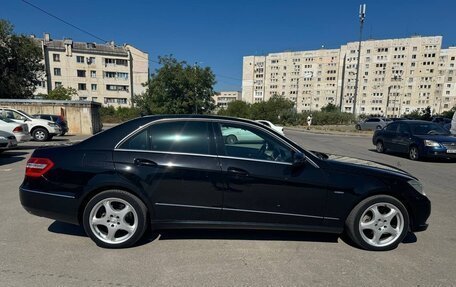 Mercedes-Benz E-Класс, 2010 год, 1 890 000 рублей, 2 фотография