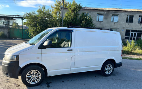 Volkswagen Transporter T5 рестайлинг, 2013 год, 1 650 000 рублей, 2 фотография