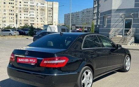 Mercedes-Benz E-Класс, 2010 год, 1 890 000 рублей, 4 фотография