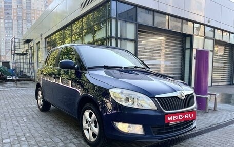 Skoda Fabia II, 2013 год, 620 000 рублей, 2 фотография