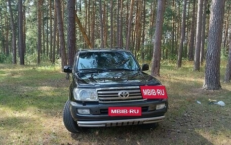 Toyota Land Cruiser 100 рестайлинг 2, 2006 год, 2 440 000 рублей, 4 фотография