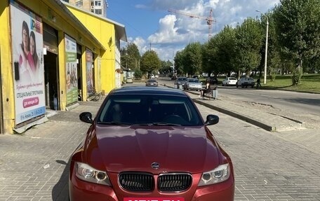 BMW 3 серия, 2011 год, 1 400 000 рублей, 2 фотография