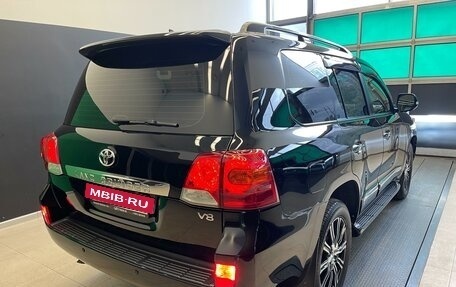 Toyota Land Cruiser 200, 2013 год, 3 900 000 рублей, 4 фотография