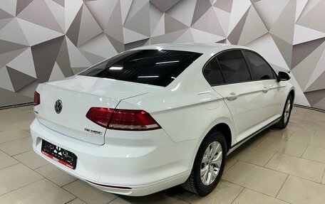 Volkswagen Passat B8 рестайлинг, 2016 год, 1 740 000 рублей, 5 фотография