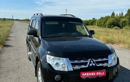 Mitsubishi Pajero IV, 2013 год, 2 650 000 рублей, 4 фотография