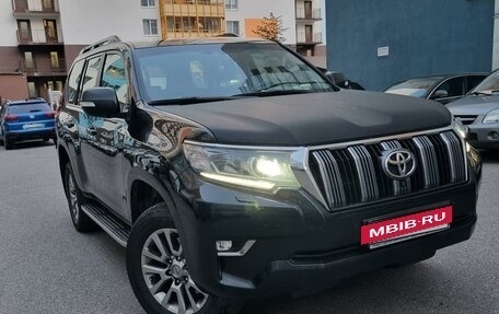 Toyota Land Cruiser Prado 150 рестайлинг 2, 2018 год, 7 000 000 рублей, 2 фотография