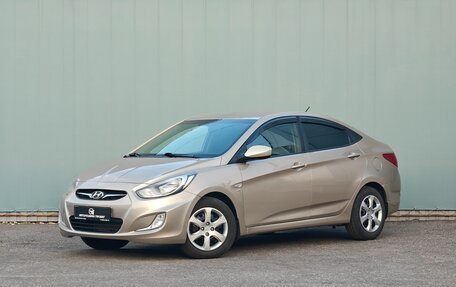 Hyundai Solaris II рестайлинг, 2013 год, 825 000 рублей, 1 фотография