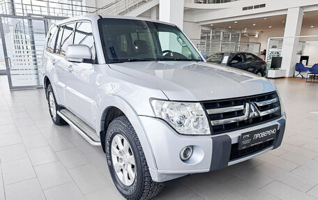 Mitsubishi Pajero IV, 2010 год, 1 916 000 рублей, 3 фотография