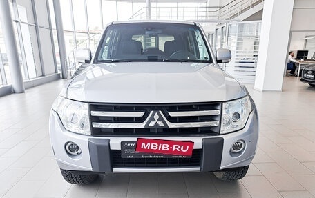 Mitsubishi Pajero IV, 2010 год, 1 916 000 рублей, 2 фотография