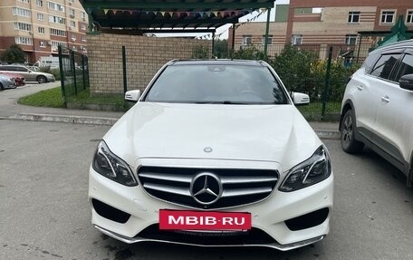 Mercedes-Benz E-Класс, 2015 год, 2 650 000 рублей, 2 фотография