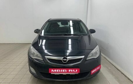 Opel Astra J, 2011 год, 570 000 рублей, 2 фотография