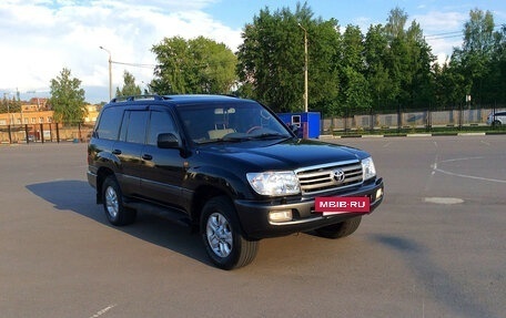 Toyota Land Cruiser 100 рестайлинг 2, 2007 год, 2 500 000 рублей, 3 фотография