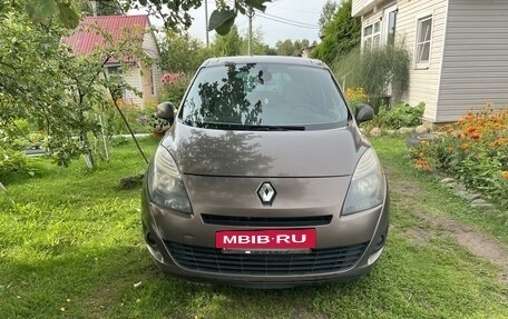 Renault Scenic III, 2009 год, 600 000 рублей, 2 фотография