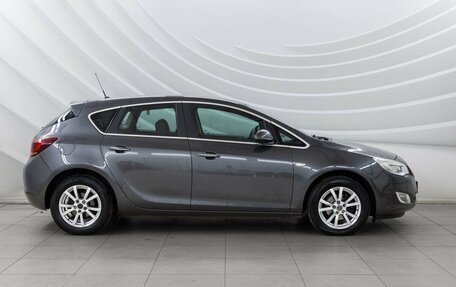 Opel Astra J, 2011 год, 948 000 рублей, 9 фотография