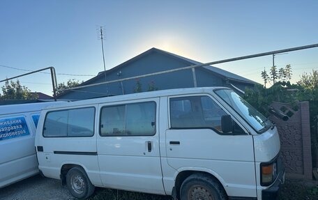 Toyota HiAce H100, 1989 год, 270 000 рублей, 2 фотография