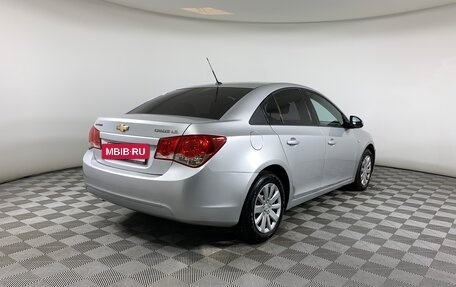 Chevrolet Cruze II, 2010 год, 556 000 рублей, 5 фотография