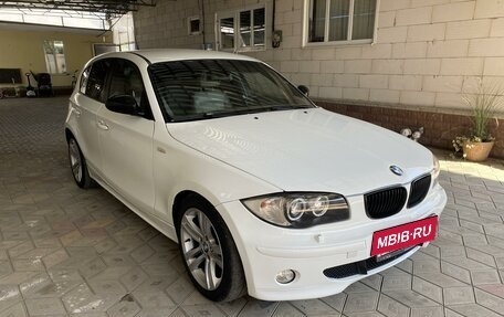 BMW 1 серия, 2006 год, 815 000 рублей, 2 фотография