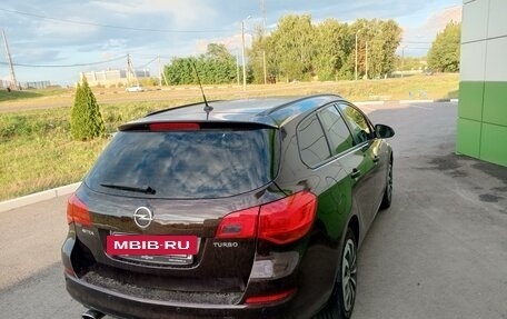 Opel Astra J, 2012 год, 870 000 рублей, 3 фотография