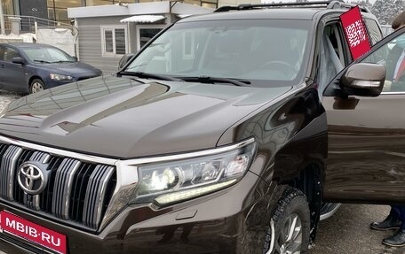 Toyota Land Cruiser Prado 150 рестайлинг 2, 2018 год, 5 600 000 рублей, 1 фотография