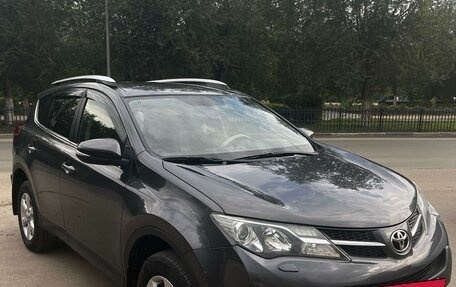 Toyota RAV4, 2015 год, 2 150 000 рублей, 3 фотография