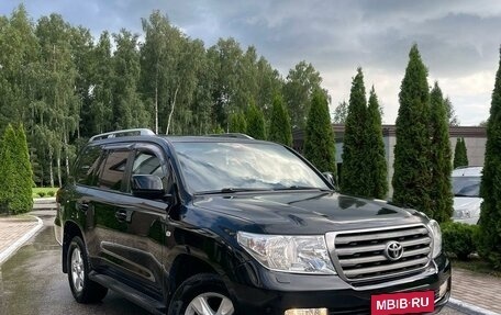 Toyota Land Cruiser 200, 2011 год, 3 180 000 рублей, 2 фотография