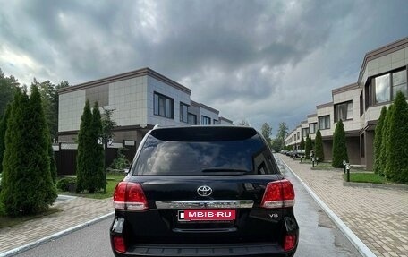 Toyota Land Cruiser 200, 2011 год, 3 180 000 рублей, 7 фотография