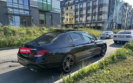 Mercedes-Benz E-Класс, 2017 год, 4 450 000 рублей, 8 фотография