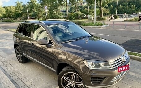 Volkswagen Touareg III, 2015 год, 3 400 000 рублей, 2 фотография