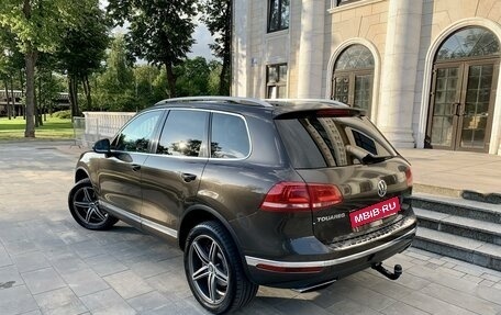 Volkswagen Touareg III, 2015 год, 3 400 000 рублей, 4 фотография