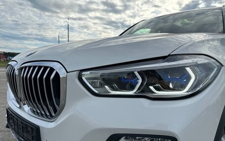 BMW X5, 2020 год, 6 750 000 рублей, 2 фотография