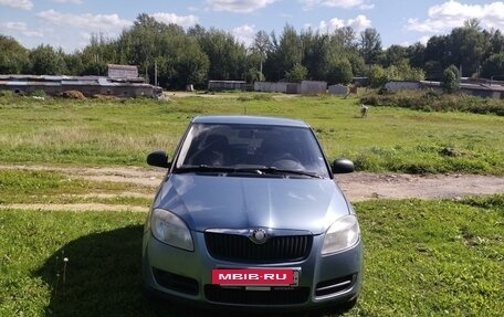 Skoda Fabia II, 2009 год, 455 000 рублей, 2 фотография