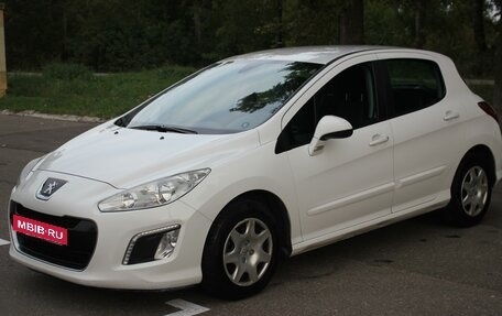 Peugeot 308 II, 2011 год, 589 000 рублей, 2 фотография