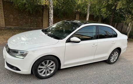 Volkswagen Jetta VI, 2013 год, 1 150 000 рублей, 3 фотография