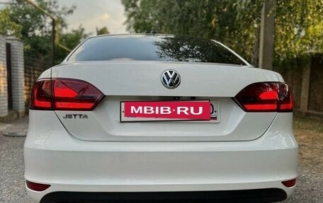 Volkswagen Jetta VI, 2013 год, 1 150 000 рублей, 1 фотография