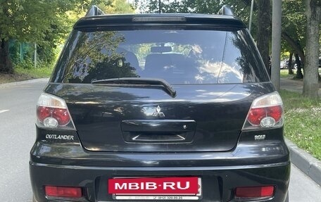 Mitsubishi Outlander III рестайлинг 3, 2006 год, 645 000 рублей, 8 фотография