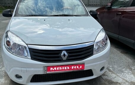 Renault Sandero I, 2012 год, 550 000 рублей, 2 фотография