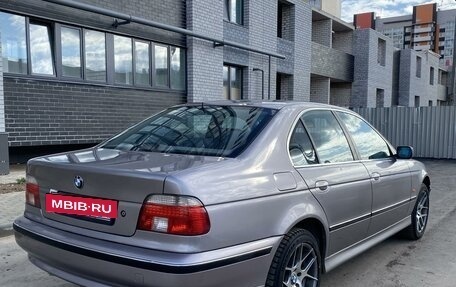 BMW 5 серия, 2000 год, 545 000 рублей, 3 фотография